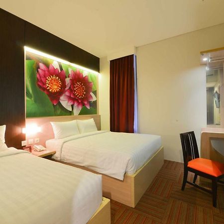 D'Hotel Jakarta Extérieur photo