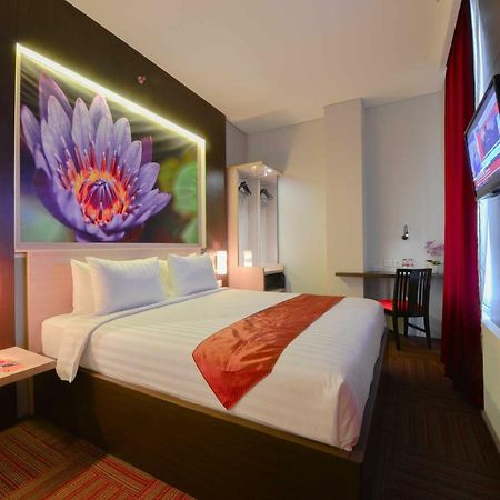 D'Hotel Jakarta Extérieur photo