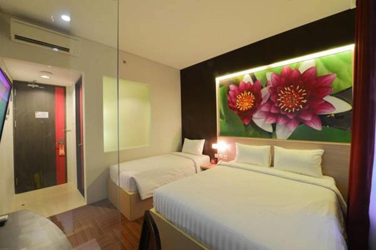 D'Hotel Jakarta Extérieur photo