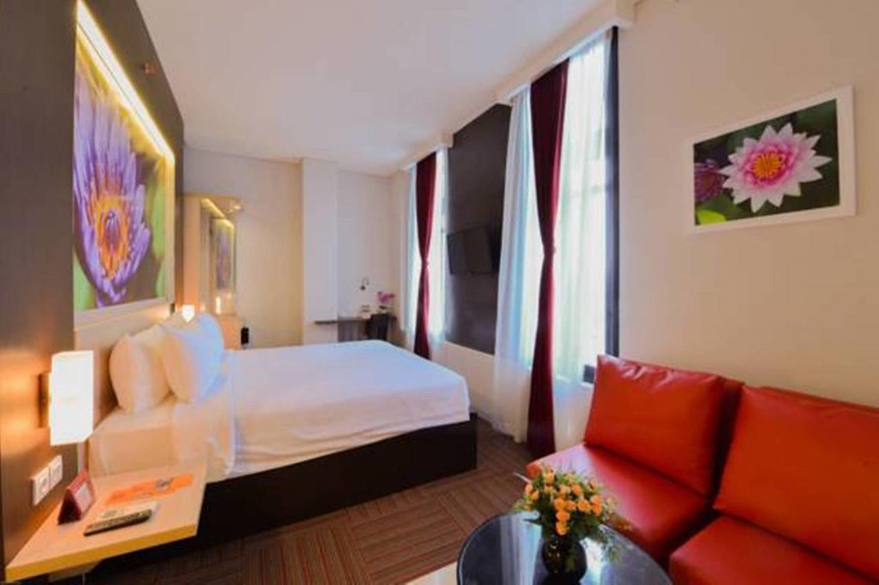D'Hotel Jakarta Extérieur photo