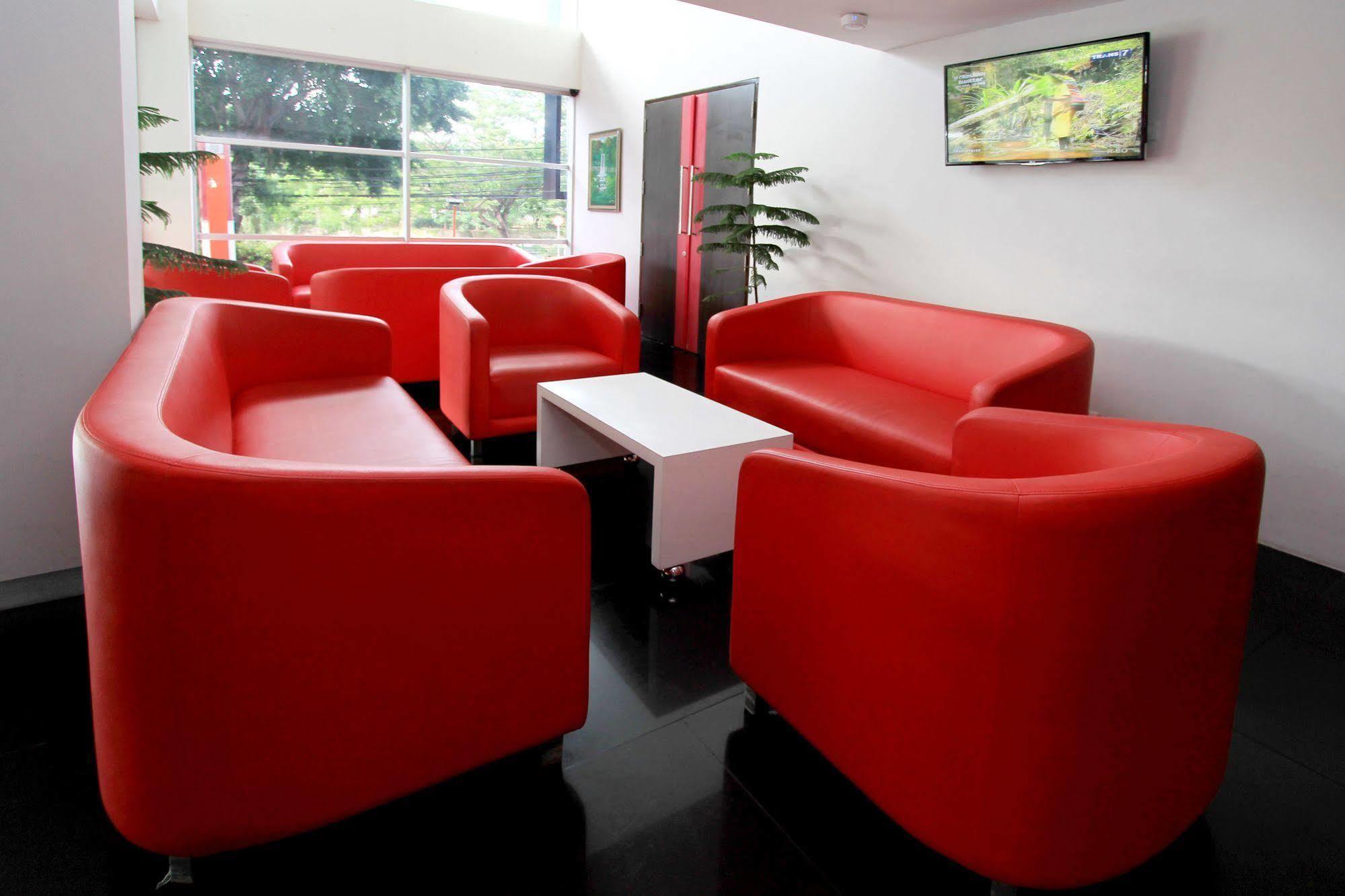 D'Hotel Jakarta Extérieur photo