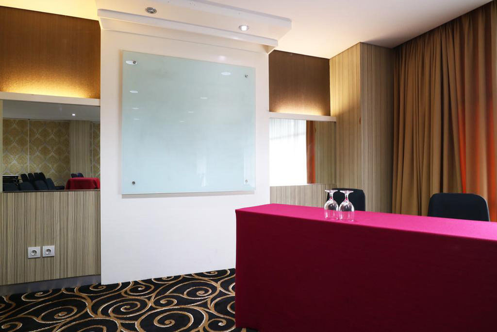 D'Hotel Jakarta Extérieur photo