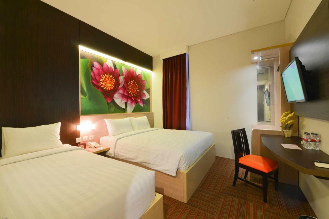 D'Hotel Jakarta Extérieur photo